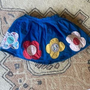 Mini Boden blue floral appliqué mini skirt size 4-5